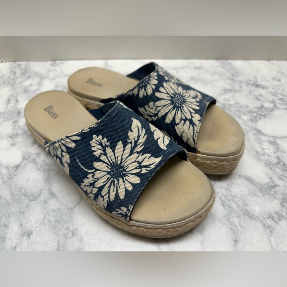COPY - Vintage Bass Holiday Womens Slip On Sandals Size 8 Blue Floral Tropical …